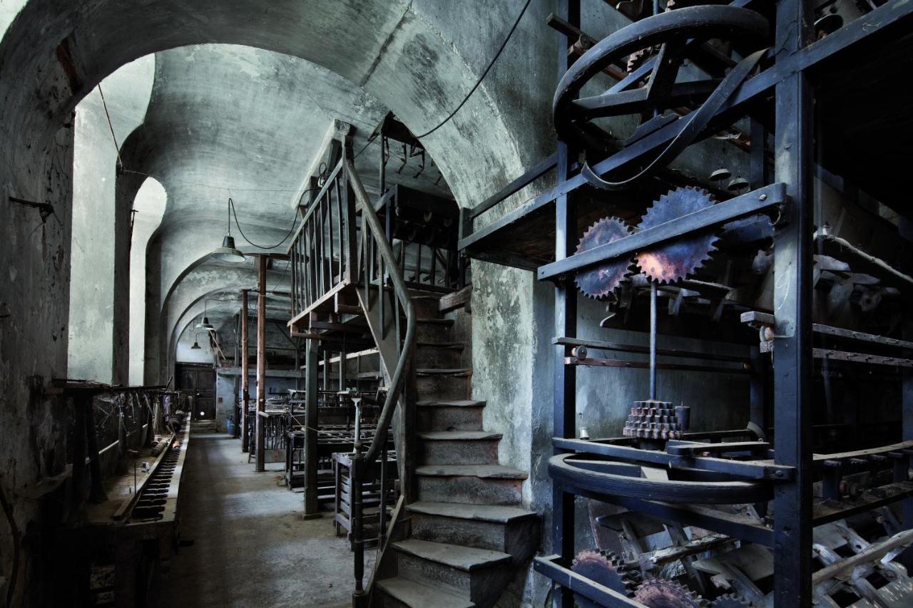 夏特Ancienne Fabrique De Soie A La Galiciere住宿加早餐旅馆 外观 照片