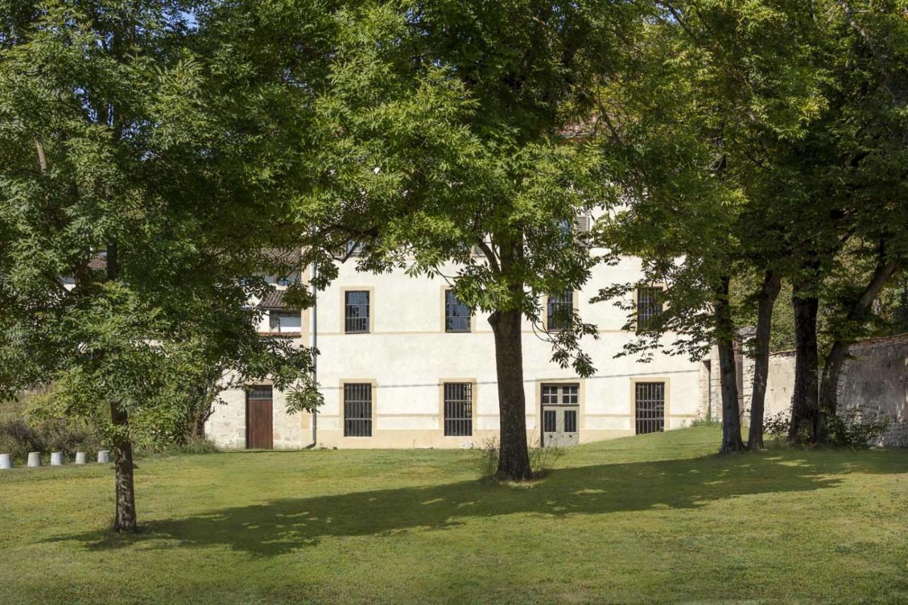 夏特Ancienne Fabrique De Soie A La Galiciere住宿加早餐旅馆 外观 照片